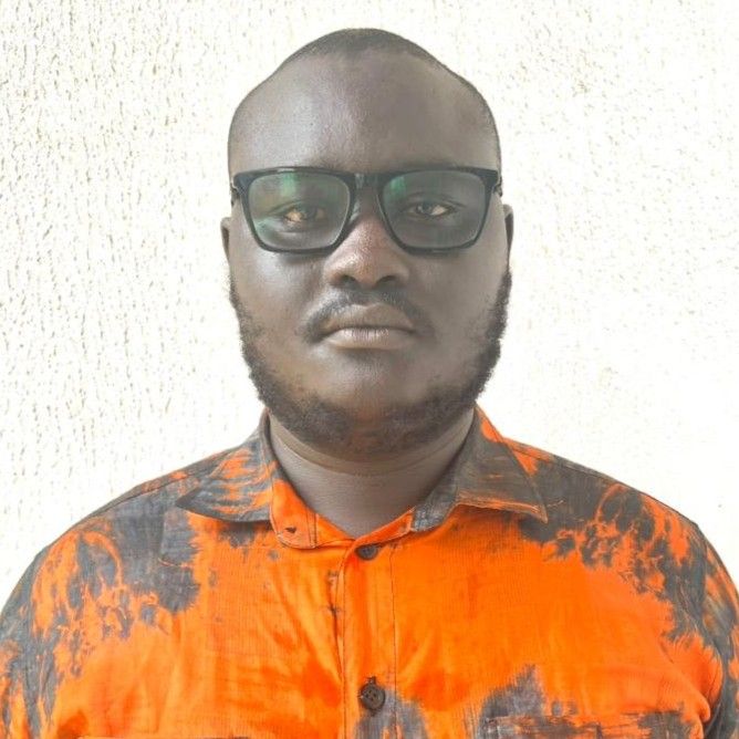 Assistant Directeur Général